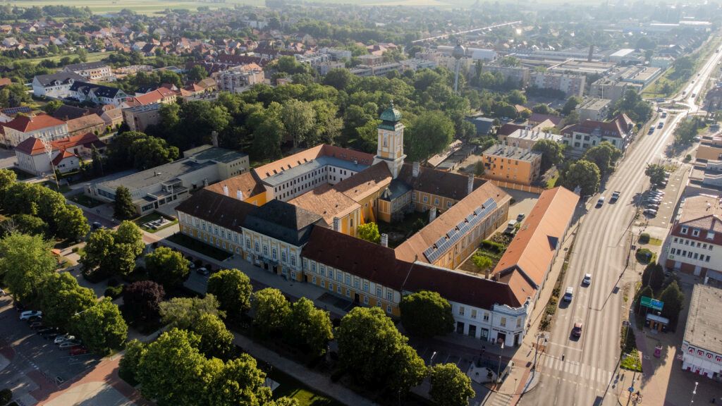Csornai Premontrei Prépostság központja
